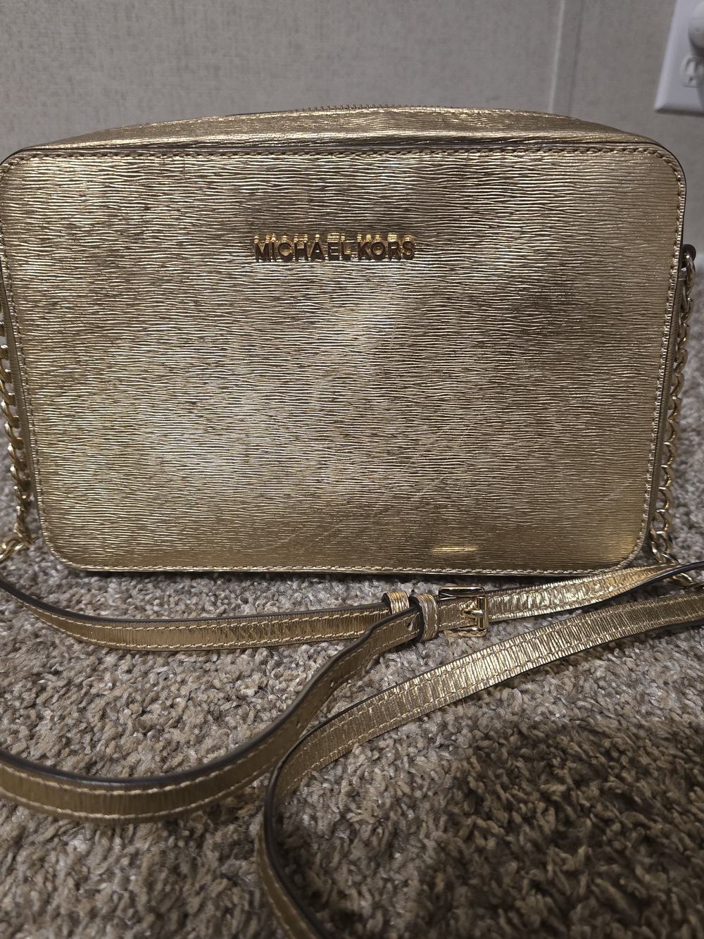 MICHAEL KORS Gold Crossbody Bag